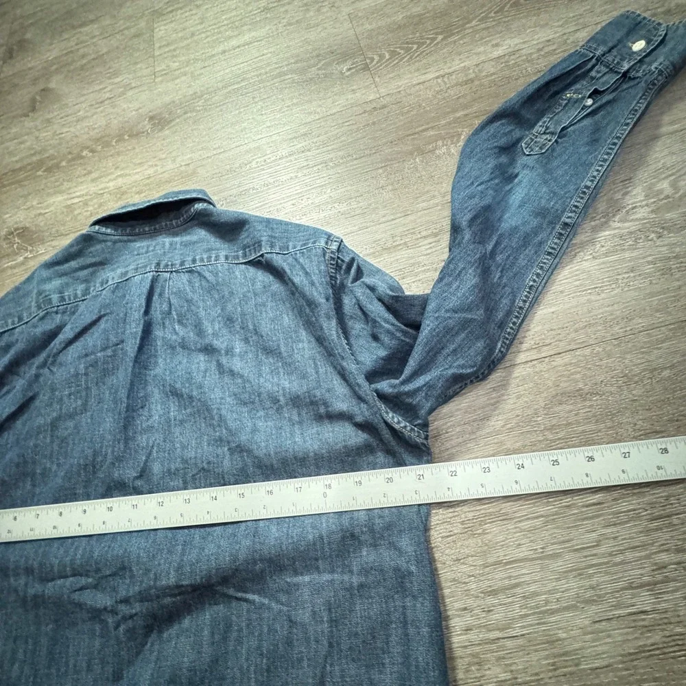 J Crew Shirt Mens M Blue Denim 100% Cotton Western Chambray Classic Fit Rodeo